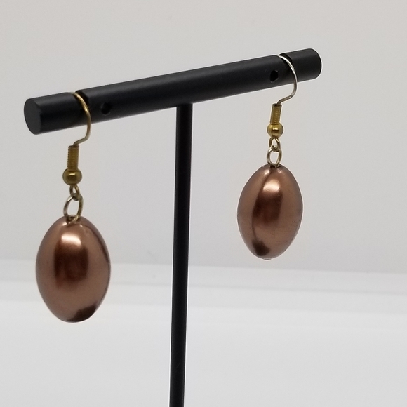 mocha faux pearl drop earrings - Picture 1 of 3